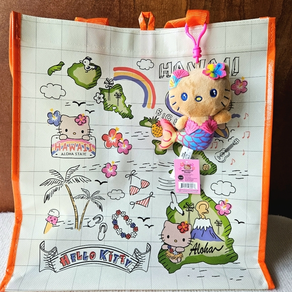 🍒[NWT] Hello Kitty Keychain | Keyring | Plush *Hawaii Exclusive* - Picture 4 of 16